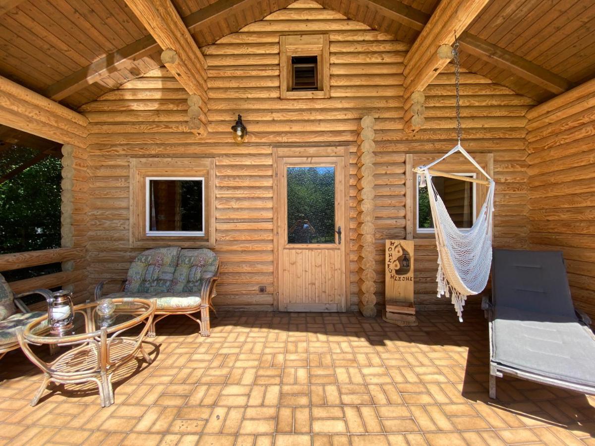 Gemuetliche Blockhuette In Wiennaehe Zofing Exterior foto